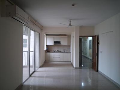 Living Room Image of 1319 Sq.ft 3 BHK Apartment / Flat for rent in Jaypee Aman, Aurangabad Noida for Rs. 19000
