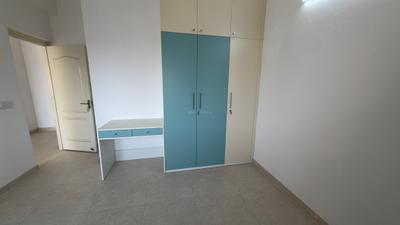 Bedroom Image of 2950 Sq.ft 4 BHK Apartment / Flat for rent in Puri Diplomatic Greens, Sector 110A Gurgaon for Rs. 85000