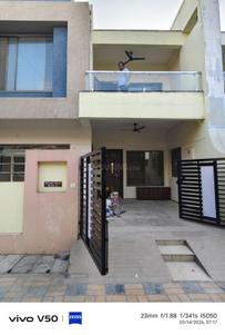 Image of 2200 Sq.ft 5 BHK Duplex for rent in Bawadiya Kalan, Bhopal for Rs. 38000