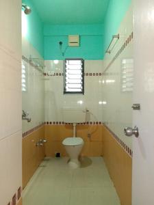 Common Bathroom Image of 1232 Sq.ft 3 BHK Apartment / Flat for rent in GM Meena Residency, Teghoria Kolkata for Rs. 24000
