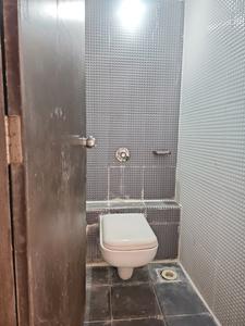 Common Bathroom Two Image of 690 Sq.ft 1.5 BHK Apartment / Flat for sale in Majestique Palm Atlantis, Wagholi Pune for Rs. 3851000