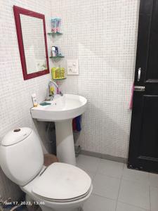Bathroom Image of 675 Sq.ft 2 BHK Apartment / Flat for sale in  Noor Enclave, Lajpat Nagar Ludhiana for Rs. 2000000