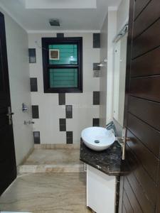Image of 1500 Sq.ft 3 BHK Builder Floor for rent in Mansarover Garden, New Delhi for Rs. 60000
