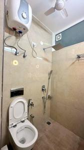 Bathroom Image of 2700 Sq.ft 5 BHK Apartment / Flat for rent in Mount Kailash Apartment, East Of Kailash New Delhi for Rs. 140000