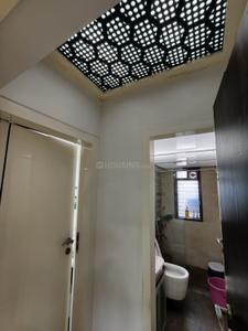 Bathroom Image of 2200 Sq.ft 4 BHK Apartment / Flat for sale in Veena Sky Heights, Borivali West Mumbai for Rs. 65000000