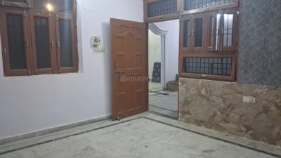 Bedroom Image of 800 Sq.ft 2 BHK Builder Floor for rent in Phool Bagh Colony Lucknow for Rs. 9000