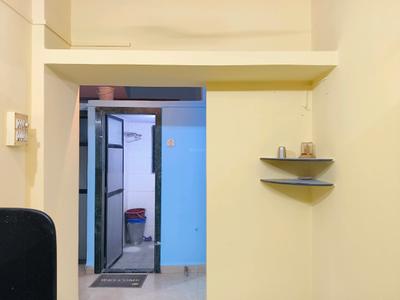 Kitchen Image of 950 Sq.ft 2 BHK Apartment / Flat for rent in Shree Omkar CHS, Dombivli East Thane for Rs. 18000