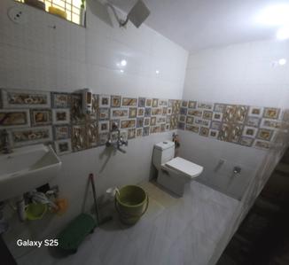 Bathroom Image of 1100 Sq.ft 4 BHK Duplex for sale in Sudama Nagar Indore for Rs. 7500000