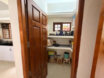 Kitchen Image of 5000 Sq.ft 5 BHK Villa for sale in Kakkanad Kochi for Rs. 70000000