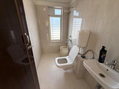 Image of 900 Sq.ft 2 BHK Apartment / Flat for rent in Puraniks Tokyo Bay Phase 2A, Kasarvadavali, Thane for Rs. 25000