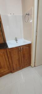 Bathroom Image of 1024 Sq.ft 2 BHK Apartment / Flat for sale in Kodambakkam Chennai for Rs. 15500000