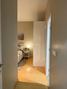 Hall Image of 2300 Sq.ft 3.5 BHK Apartment / Flat for rent in DLF One Midtown, Karampura New Delhi for Rs. 95000