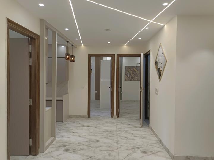 Mahadev Assocites Main Image 1