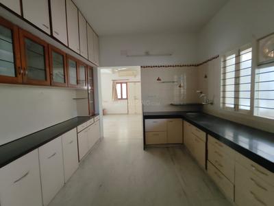 Kitchen Image of 3150 Sq.ft 4 BHK Independent House for sale in Gurukul Ahmedabad for Rs. 32500000