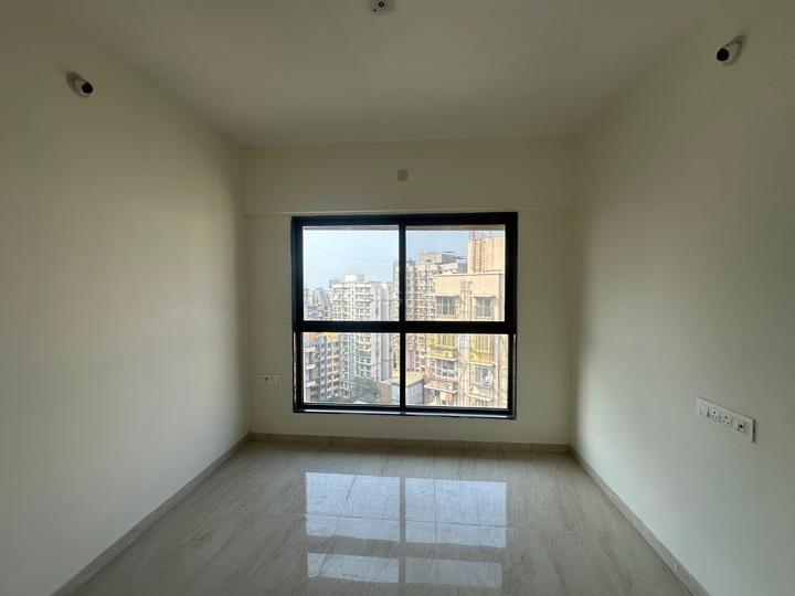 Borivali East Dattapada Road Main Image 1