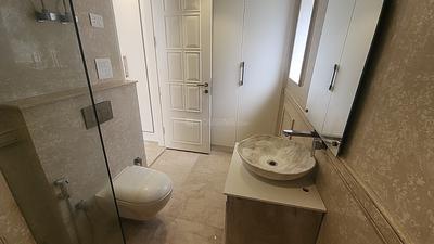 Image of 1620 Sq.ft 3 BHK Builder Floor for sale in Surajmal Vihar, New Delhi for Rs. 33000000