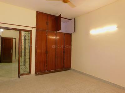Bedroom Image of 900 Sq.ft 1 BHK Builder Floor for rent in Janakpuri New Delhi for Rs. 23000