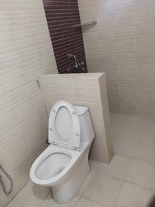 Bathroom Image of 1250 Sq.ft 2 BHK Builder Floor for sale in MVV Aurum, Kondapur Hyderabad for Rs. 12000000