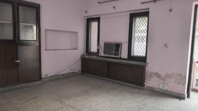 Living Room Image of 1300 Sq.ft 2 BHK Builder Floor for rent in Hauz Khas New Delhi for Rs. 40000