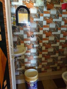 Bathroom Image of 3000 Sq.ft 8 BHK Independent House for sale in Santiniketan Bolpur-Santiniketan for Rs. 6500000