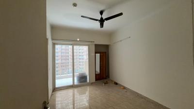 Bedroom Image of 1075 Sq.ft 2 BHK Apartment / Flat for rent in Gaur City 7th Avenue, Noida Extension Greater Noida for Rs. 21000