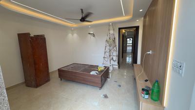 Living Room Image of 900 Sq.ft 2 BHK Independent House for rent in RWA Chhabra Block F, Lajpat Nagar New Delhi for Rs. 55000