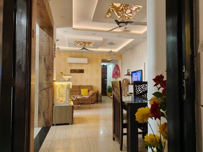 Hall Image of Flatmate boy in Sector 168, Noida
