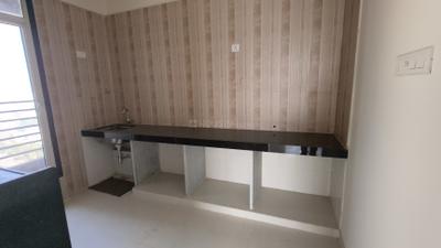 Kitchen Image of 900 Sq.ft 3 BHK Apartment / Flat for rent in Sheth Zuri, Thane West Thane for Rs. 57000