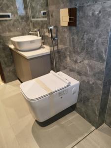 Common Bathroom Image of 1900 Sq.ft 3 BHK Builder Floor for rent in Sector 50 Gurgaon for Rs. 50000