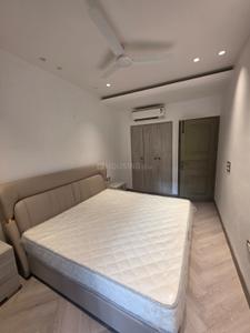 Bedroom Image of 2100 Sq.ft 4 BHK Builder Floor for rent in Green Park New Delhi for Rs. 250000