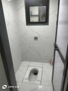 Bathroom Image of 750 Sq.ft 2 BHK Apartment / Flat for rent in Mira Road East Mumbai for Rs. 22000