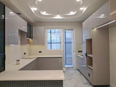 Kitchen Image of 1800 Sq.ft 3 BHK Builder Floor for sale in Paschim Vihar New Delhi for Rs. 35000000