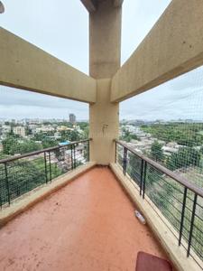 Balcony Image of 2200 Sq.ft 4 BHK Apartment / Flat for rent in Wanowrie Pune for Rs. 55000