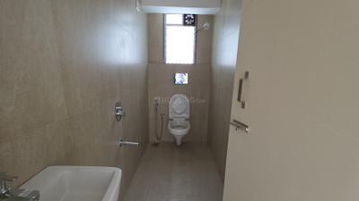 Image of 1000 Sq.ft 2 BHK Apartment / Flat for rent in Venu Apartment, Dadar East, Mumbai for Rs. 90000