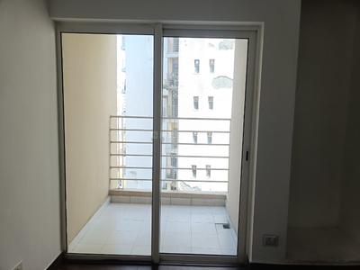 Balcony Image of 900 Sq.ft 2 BHK Apartment / Flat for sale in Paras Tierea, Sector 137 Noida for Rs. 8000000