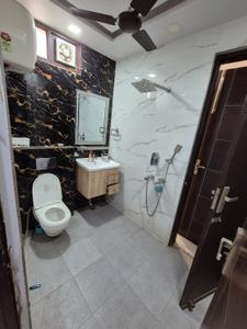 Image of 1500 Sq.ft 3 BHK Builder Floor for rent in Mansarover Garden, New Delhi for Rs. 40000