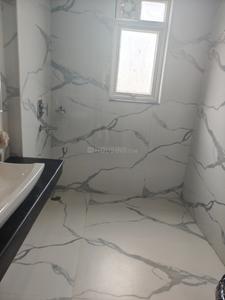 Bathroom Image of 2450 Sq.ft 4 BHK Apartment / Flat for sale in Rishita Manhattan, Gomti Nagar Lucknow for Rs. 24000000