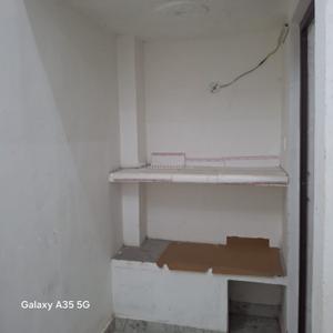 Kitchen Image of 1300 Sq.ft 3 BHK Builder Floor for rent in Krishna Nagar Lucknow for Rs. 18000