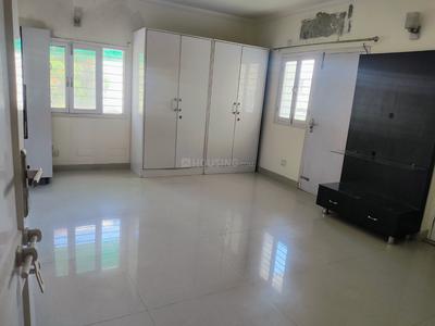 Hall Image of 2000 Sq.ft 3 BHK Apartment / Flat for sale in Sector 29 Noida for Rs. 24000000