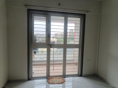Living Room Image of 1000 Sq.ft 2 BHK Apartment / Flat for rent in Kohinoor Sapphire III, Tathawade Pune for Rs. 26000