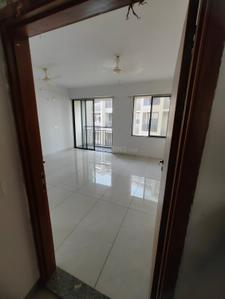 Hall Image of 1305 Sq.ft 2 BHK Apartment / Flat for rent in Jagatpur Ahmedabad for Rs. 21000