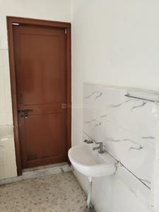 Bathroom Image of 1500 Sq.ft 3 BHK Independent House for rent in Jodhpur Ahmedabad for Rs. 34000