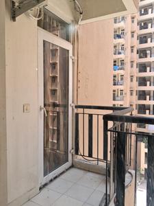 Living Room Image of 875 Sq.ft 1 BHK Apartment / Flat for rent in Amrapali Princely Estate, Sector 76 Noida for Rs. 15000