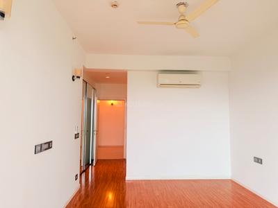Bedroom Image of 2600 Sq.ft 3 BHK Apartment / Flat for sale in DLF The Crest, DLF Phase 5 Gurgaon for Rs. 137500000