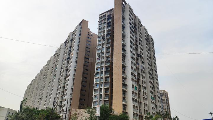 Green world airoli Main Image 1