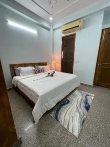 Bedroom Image of 1560 Sq.ft 2 BHK Builder Floor for rent in Sector 46 Gurgaon for Rs. 38000