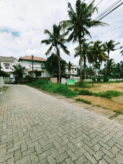 Land Main Image 1