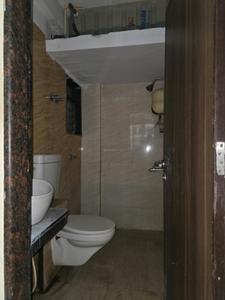 Evershine Avenue Common Bathroom 4