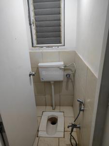 Bathroom Image of 688 Sq.ft 1 BHK Apartment / Flat for rent in Alcon Springvalley, Yewalewadi Pune for Rs. 12000