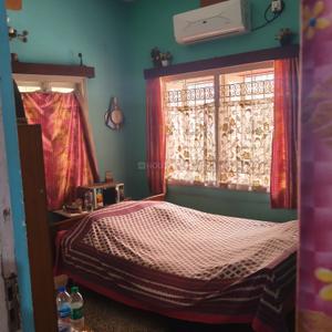 Bedroom Image of 2280 Sq.ft 7 BHK Independent House for sale in Dhakuria Kolkata for Rs. 14800000